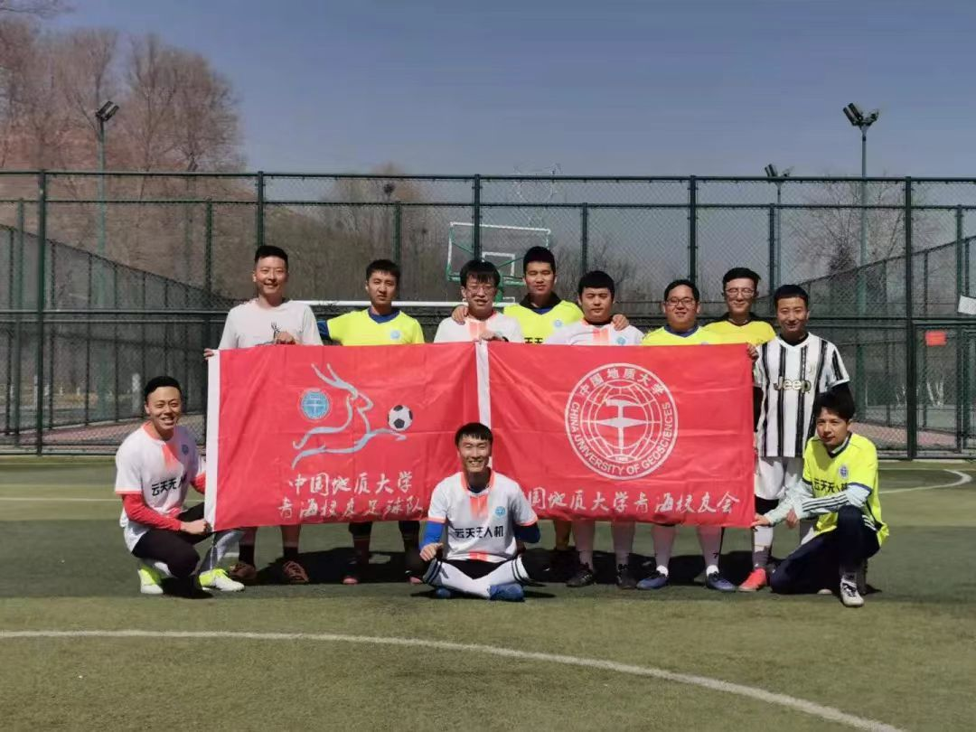 级司职边锋陈瀚16号,2007级司职前腰舒升20号,2013级司职边锋张硕9号